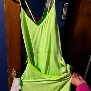 Criss-cross with tie dress